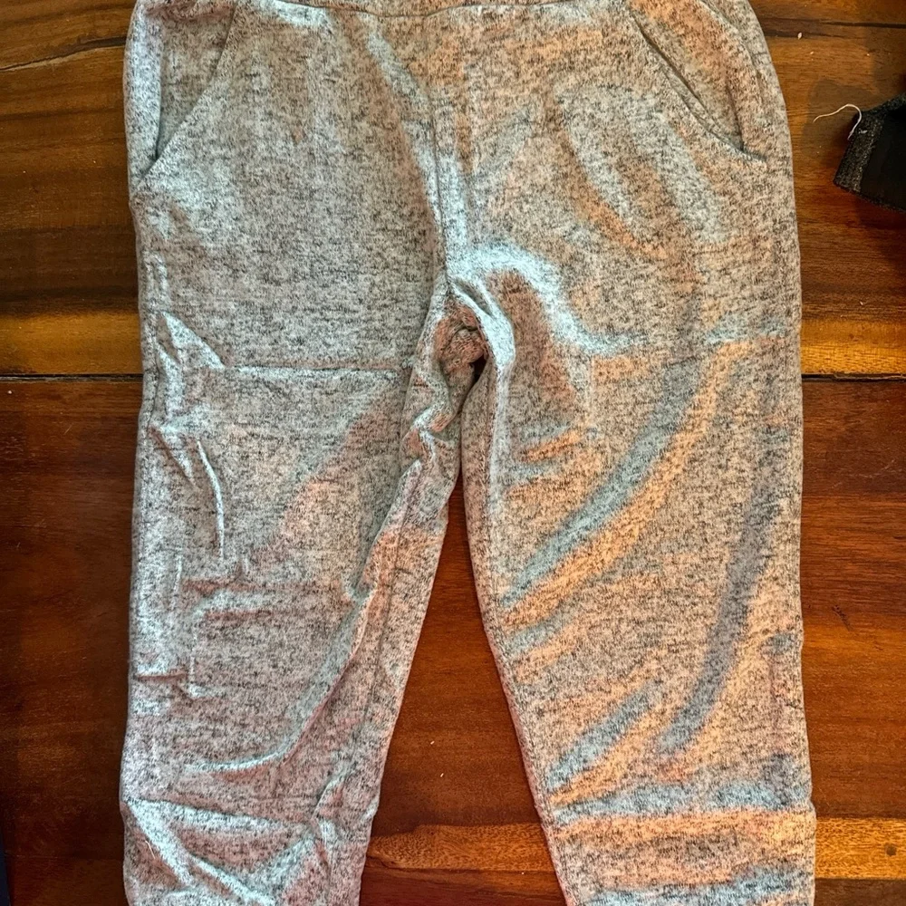 New Gymboree Gray Cozy Sweatpants Joggers Pants Play, Size 4‎